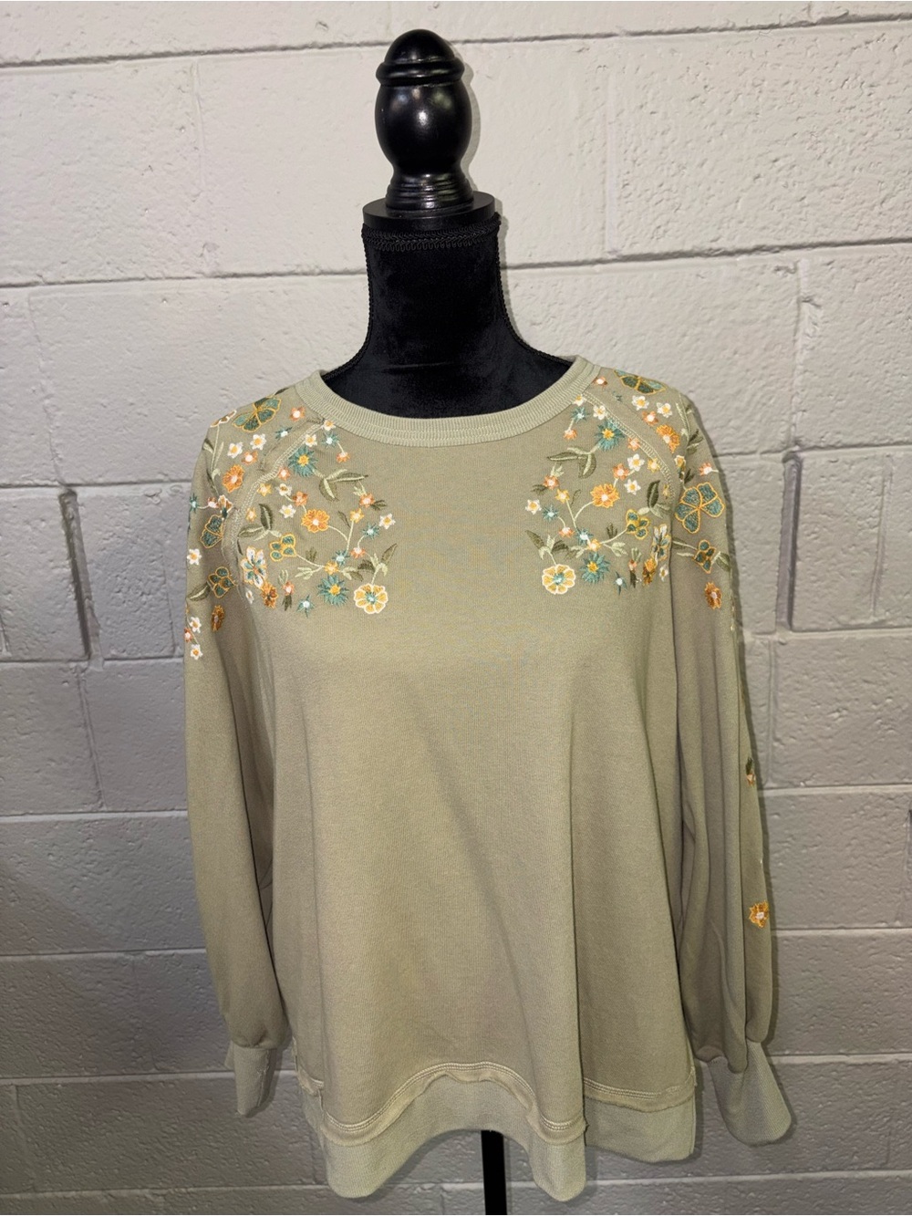 Floral Embroidered Sage Sweatshirt